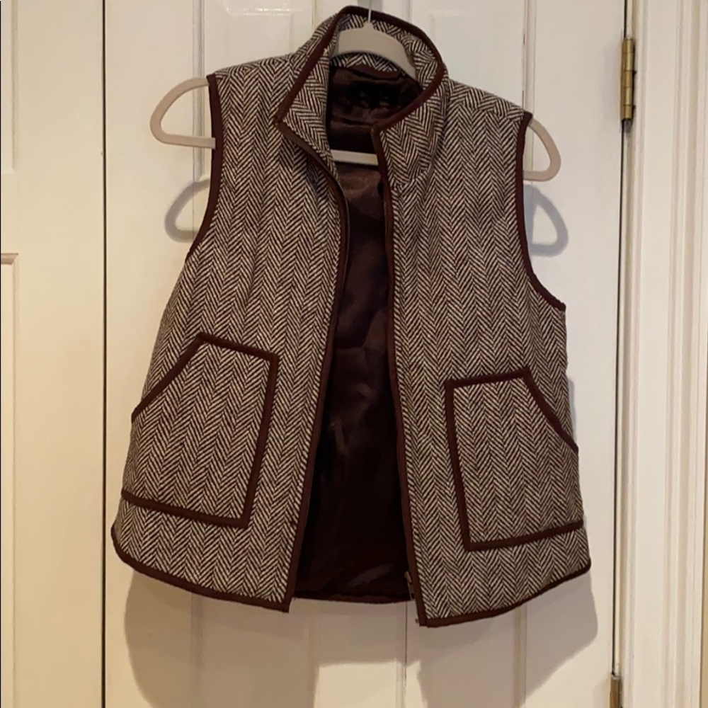 Brown chevron vest size small